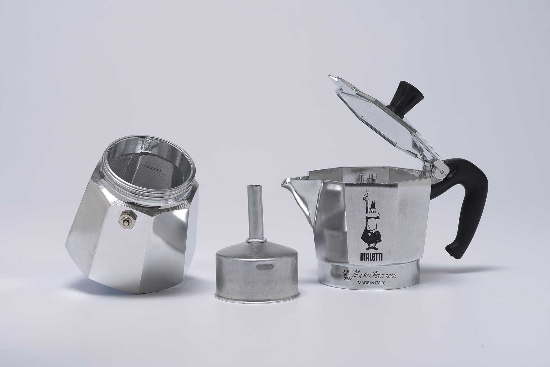 Moka Express – Lịch sử ra đời của một biểu tượng cà phê Ý
